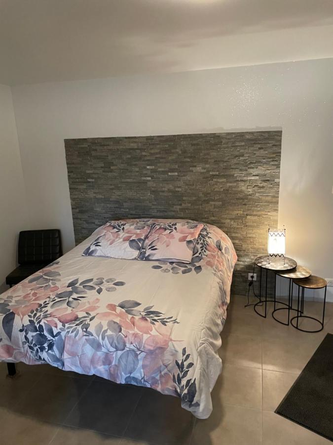 Metris 5 Apartment Corre ภายนอก รูปภาพ