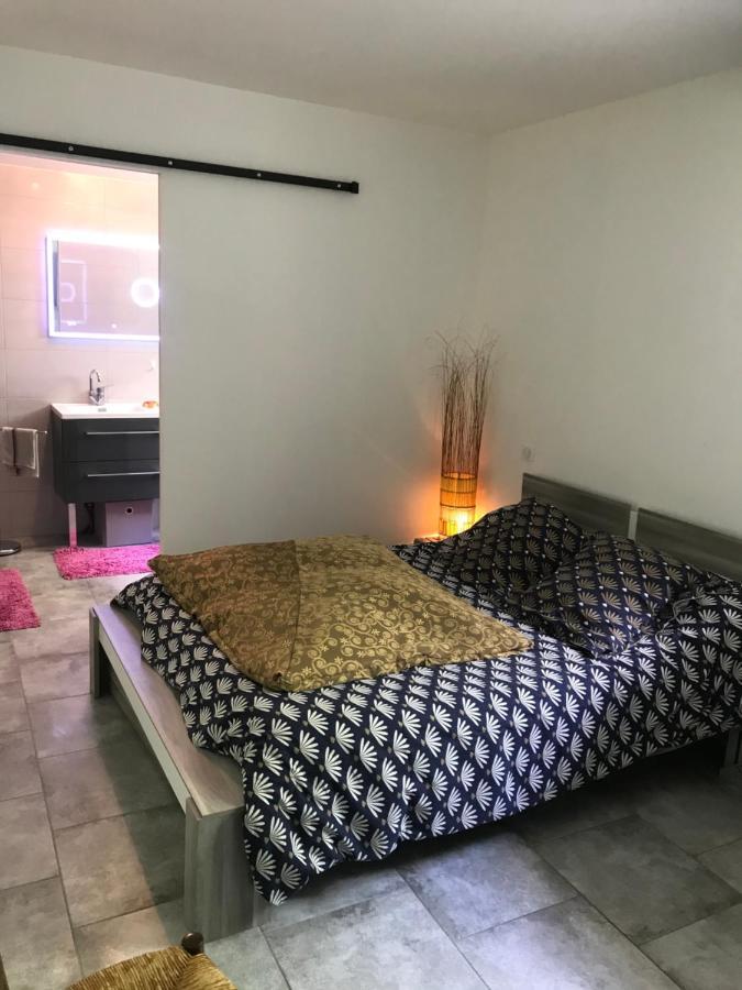 Metris 5 Apartment Corre ภายนอก รูปภาพ