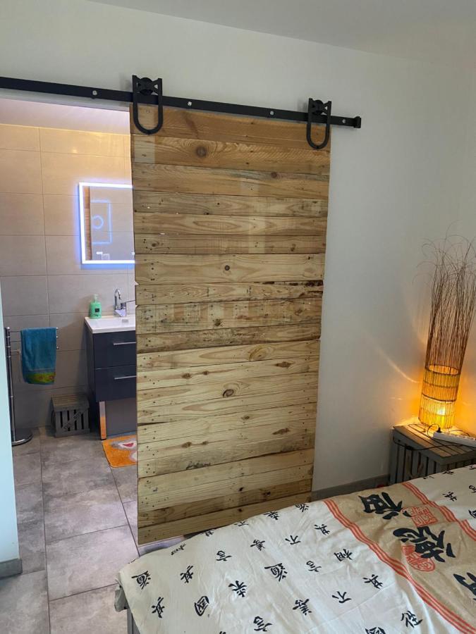 Metris 5 Apartment Corre ภายนอก รูปภาพ